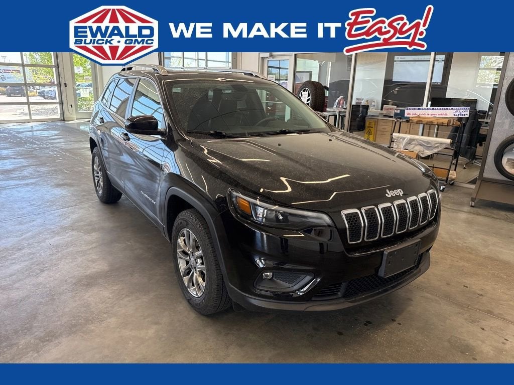 2019 Jeep Cherokee Latitude Plus 4X4's photo