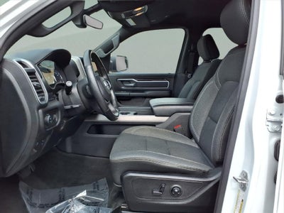 2020 RAM 1500 Big Horn Crew Cab 4x4 5'7" Box
