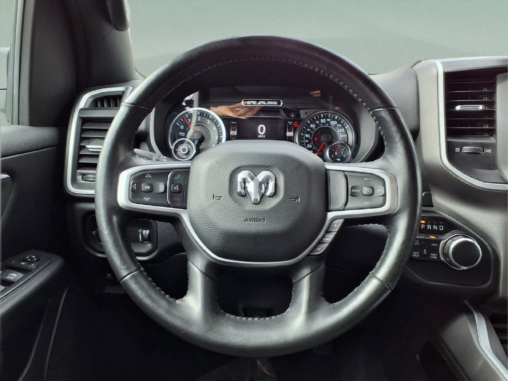 2020 RAM 1500 Big Horn Crew Cab 4x4 5'7" Box
