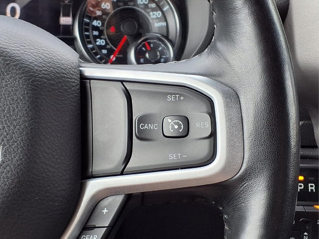 2020 RAM 1500 Big Horn Crew Cab 4x4 5'7" Box
