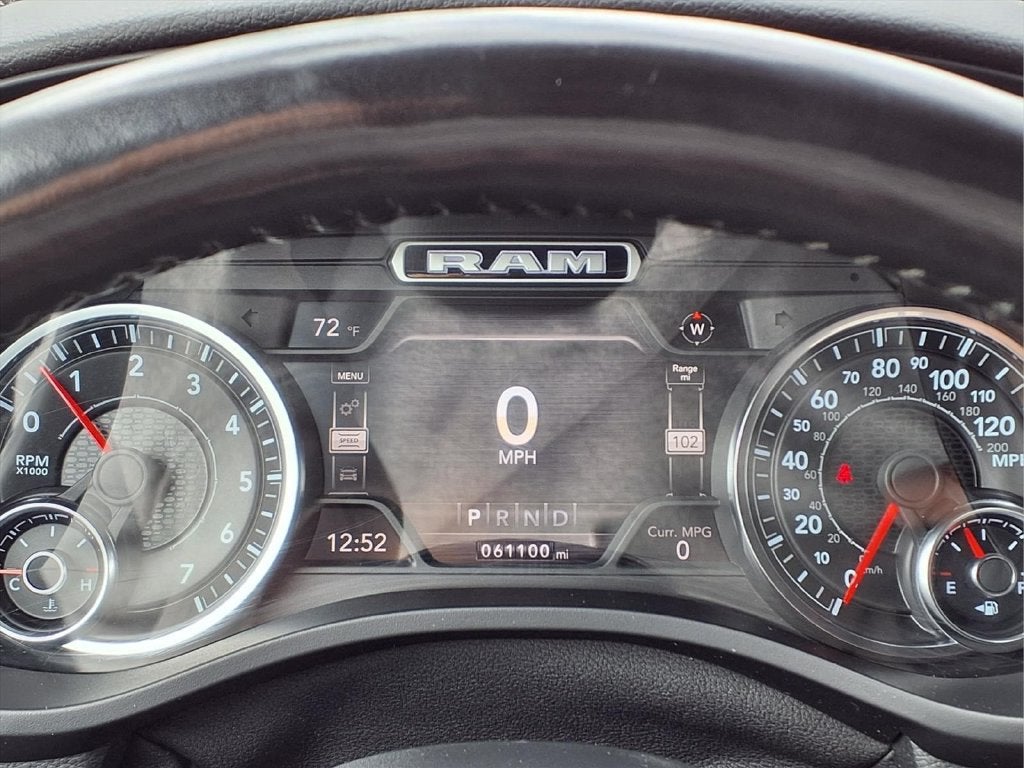 2020 RAM 1500 Big Horn Crew Cab 4x4 5'7" Box