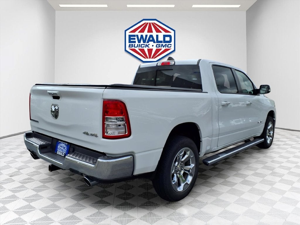 2020 RAM 1500 Big Horn Crew Cab 4x4 5'7" Box