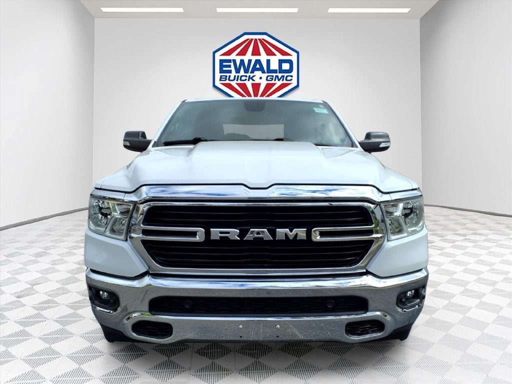 2020 RAM 1500 Big Horn Crew Cab 4x4 5'7" Box