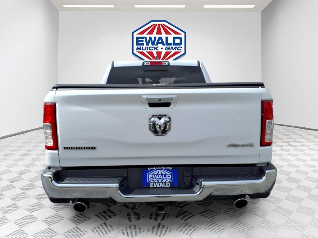 2020 RAM 1500 Big Horn Crew Cab 4x4 5'7" Box
