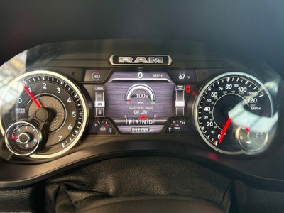 2021 RAM 1500 Laramie Crew Cab 4x4 5'7" Box