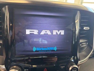 2021 RAM 1500 Laramie Crew Cab 4x4 5'7" Box