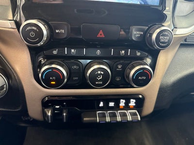 2021 RAM 1500 Laramie Crew Cab 4x4 5'7" Box