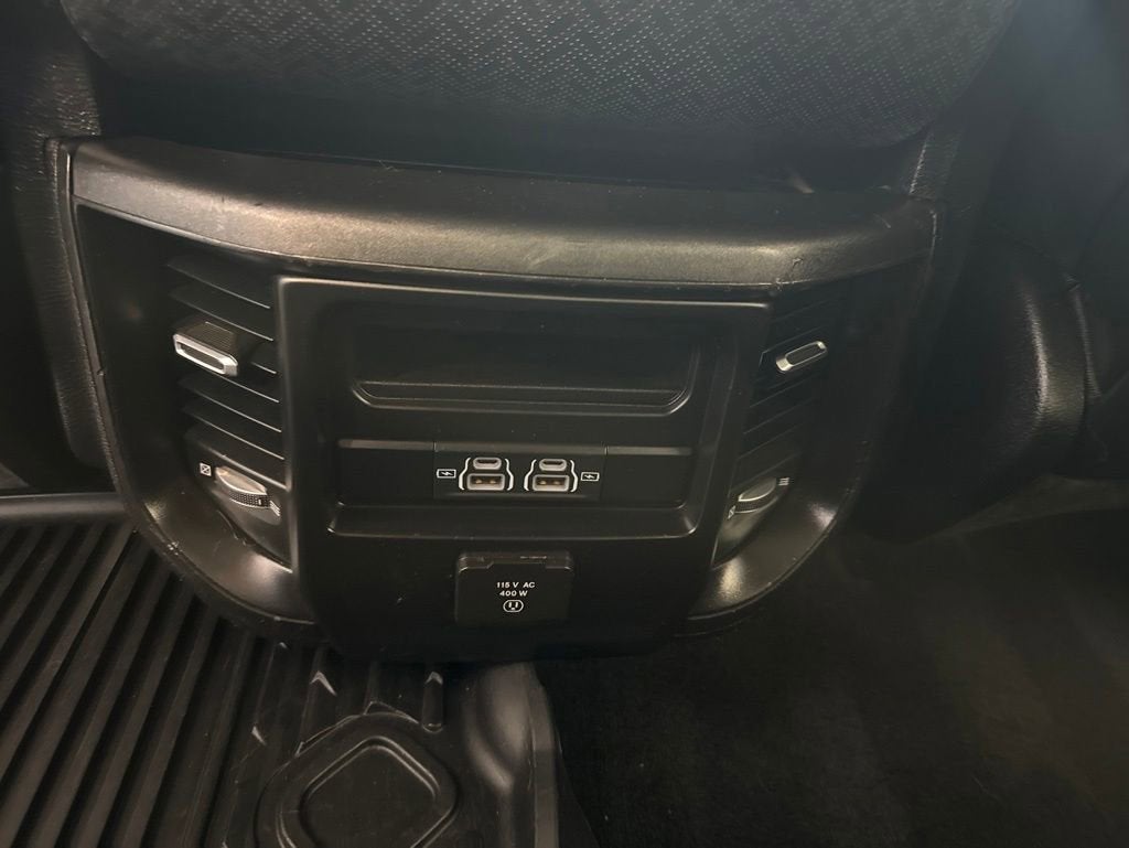 2021 RAM 1500 Laramie Crew Cab 4x4 5'7" Box