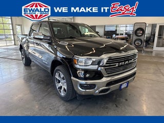 2021 RAM 1500 Laramie Crew Cab 4x4 5'7" Box