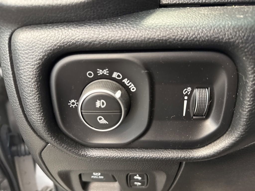 2020 RAM 1500 Rebel Crew Cab 4x4 5'7" Box