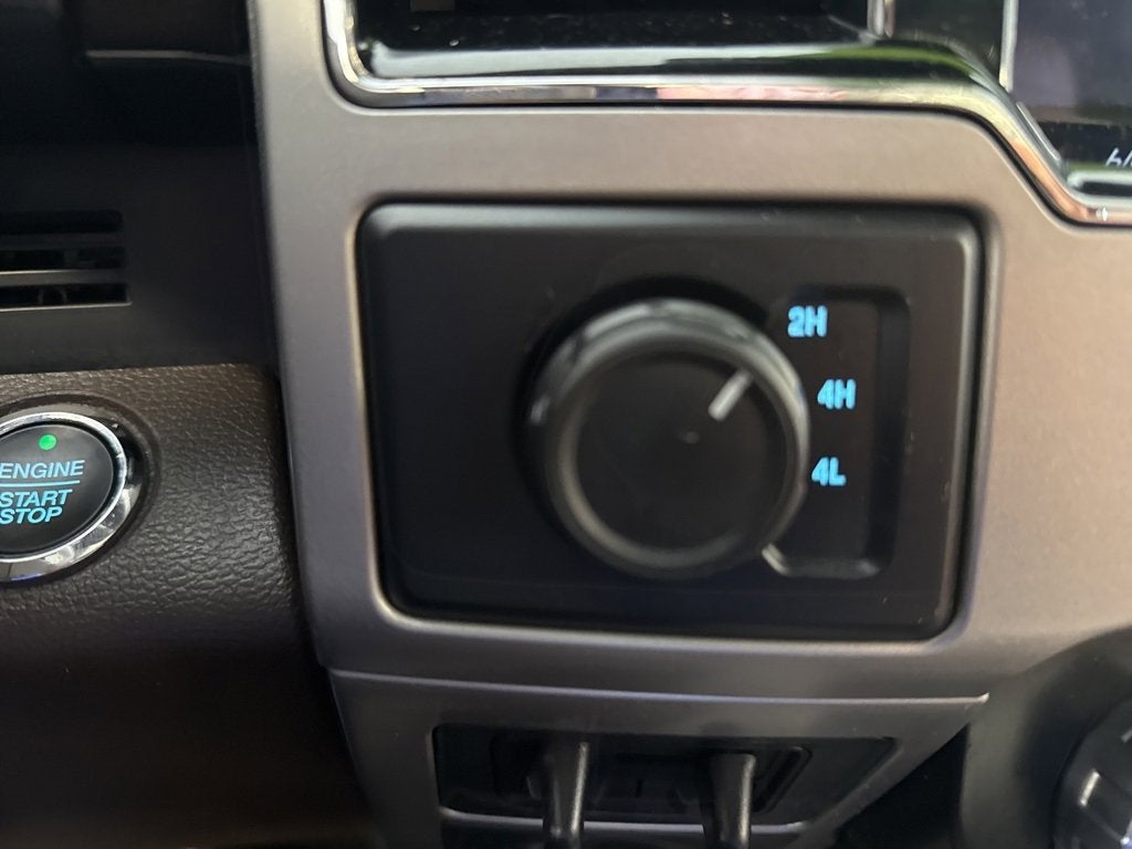 2022 Ford Super Duty F-350 SRW XL