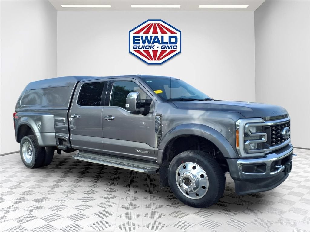 2023 Ford F-450 LARIAT