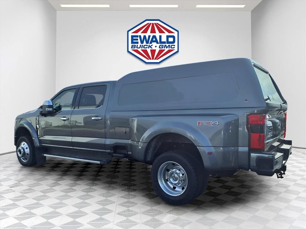 2023 Ford F-450 LARIAT