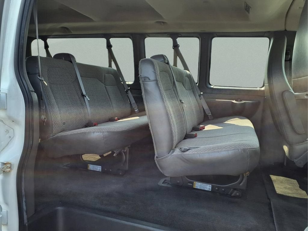 2015 Chevrolet Express Passenger 3500 LT
