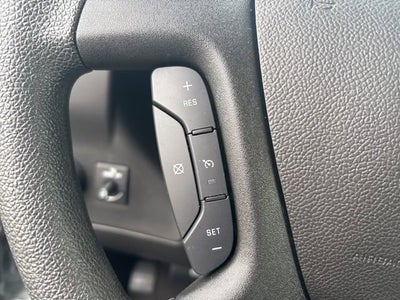 2024 Chevrolet Express Passenger 3500 1LT