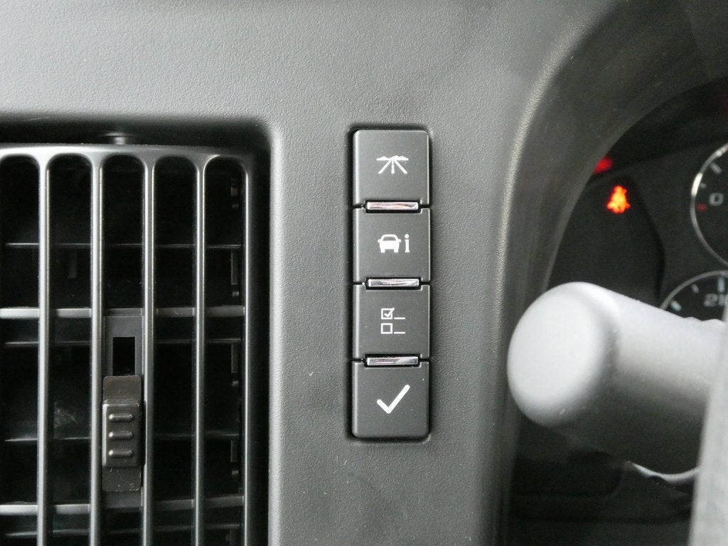 2025 GMC Savana Cutaway 3500 1WT