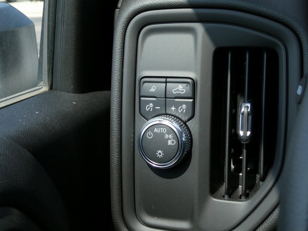 2024 GMC Sierra 2500 HD Pro