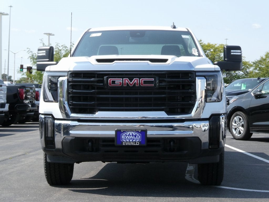 2024 GMC Sierra 2500 HD Pro