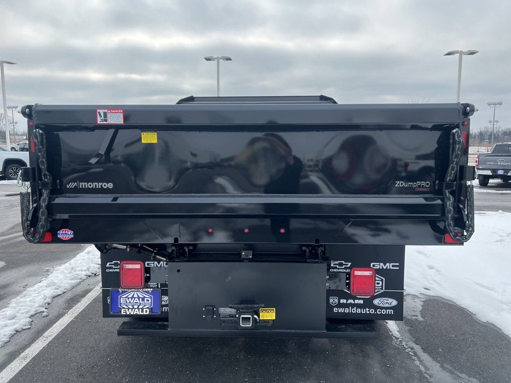 2026 GMC Sierra 3500 HD Chassis Cab Pro