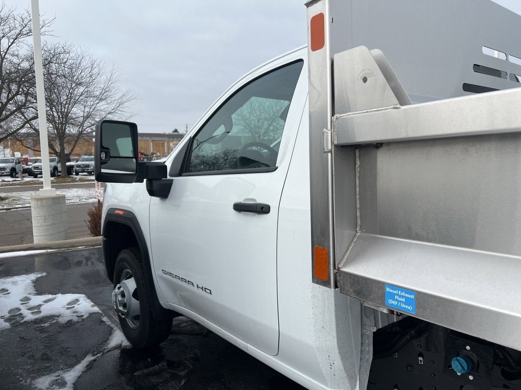 2026 GMC Sierra 3500 HD Chassis Cab Pro