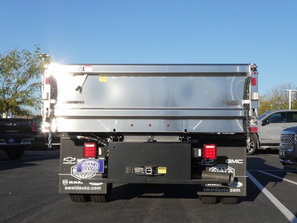 2025 GMC Sierra 3500 HD Chassis Cab Pro