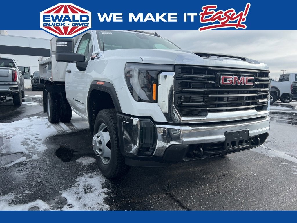 2026 GMC Sierra 3500 HD Chassis Cab Pro
