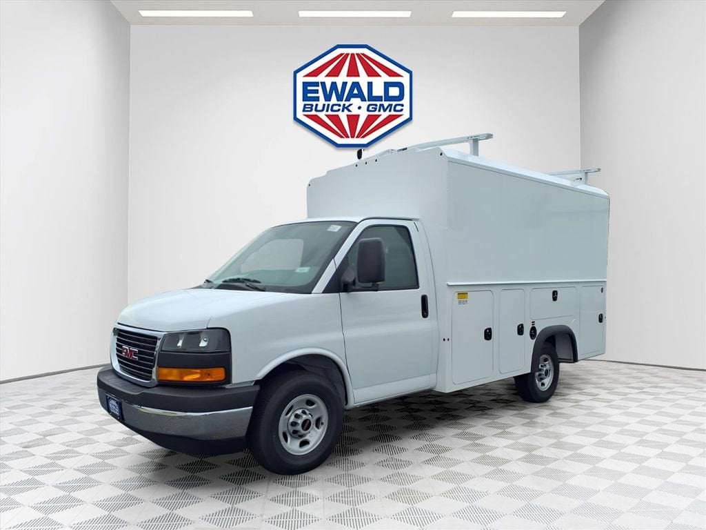 2026 GMC Sierra 3500 HD Chassis Cab Pro