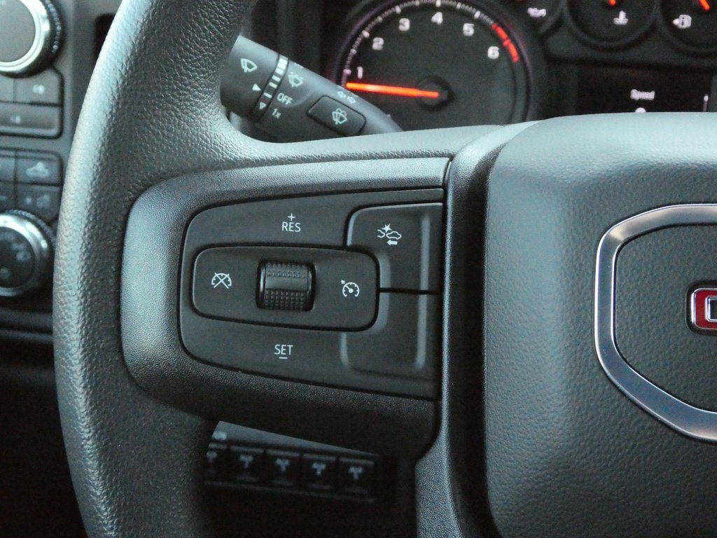 2025 GMC Sierra 3500 HD Chassis Cab Pro