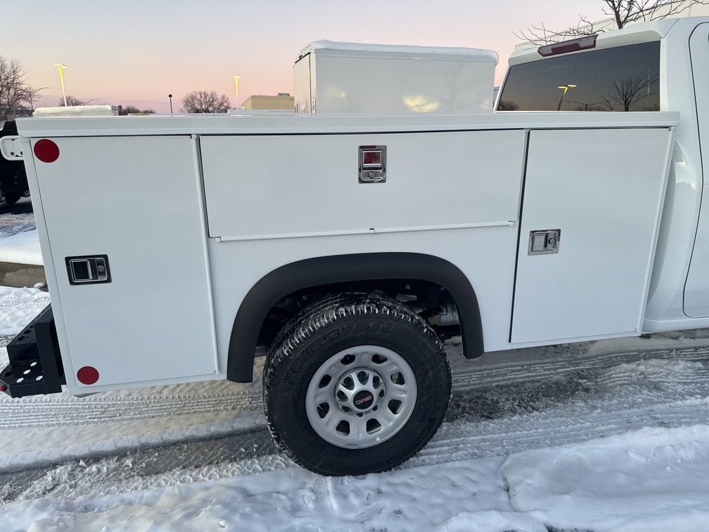 2025 GMC Sierra 3500 HD Pro