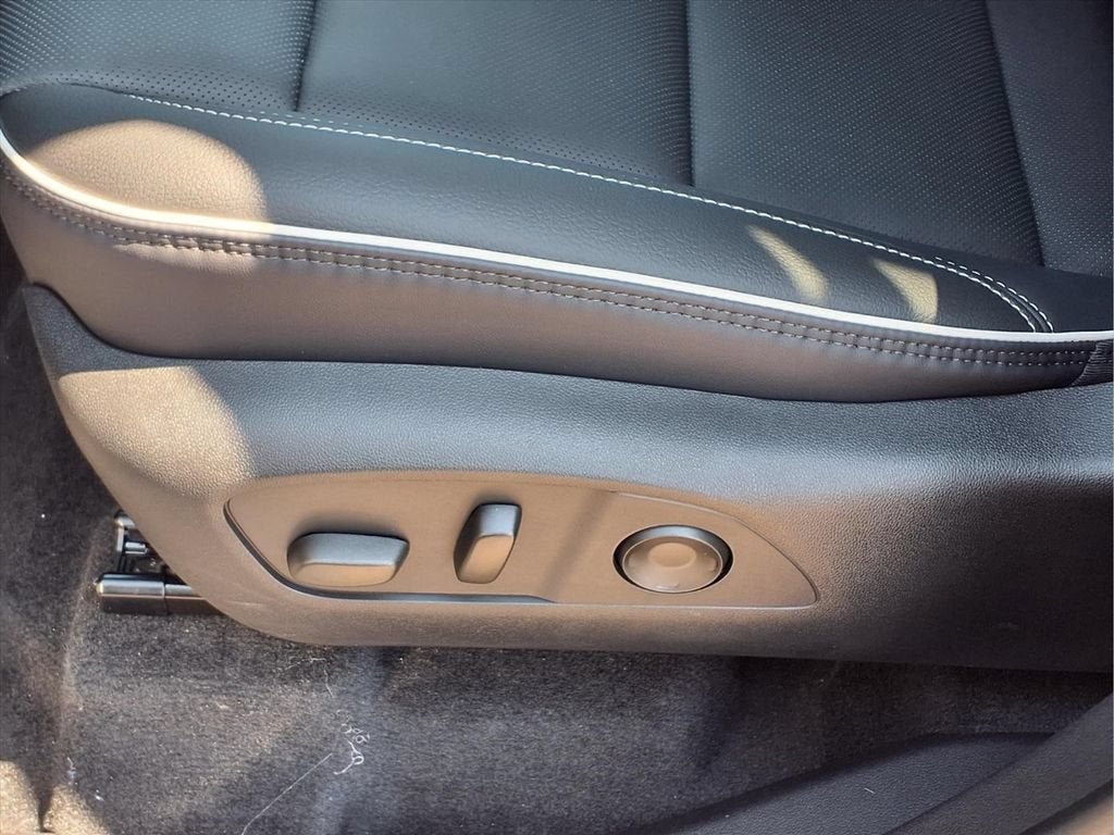 2027 GMC Acadia Denali