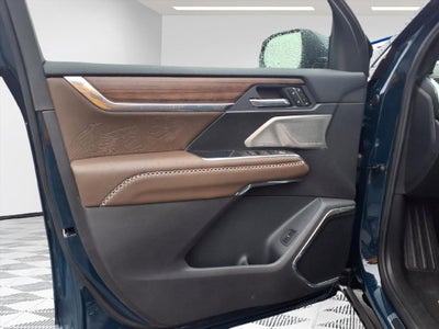 2027 GMC Acadia Denali Ultimate