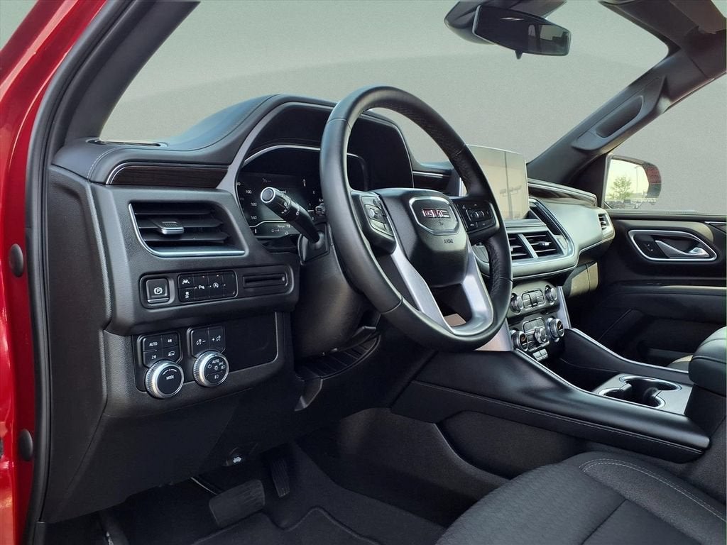 2023 GMC Yukon SLE