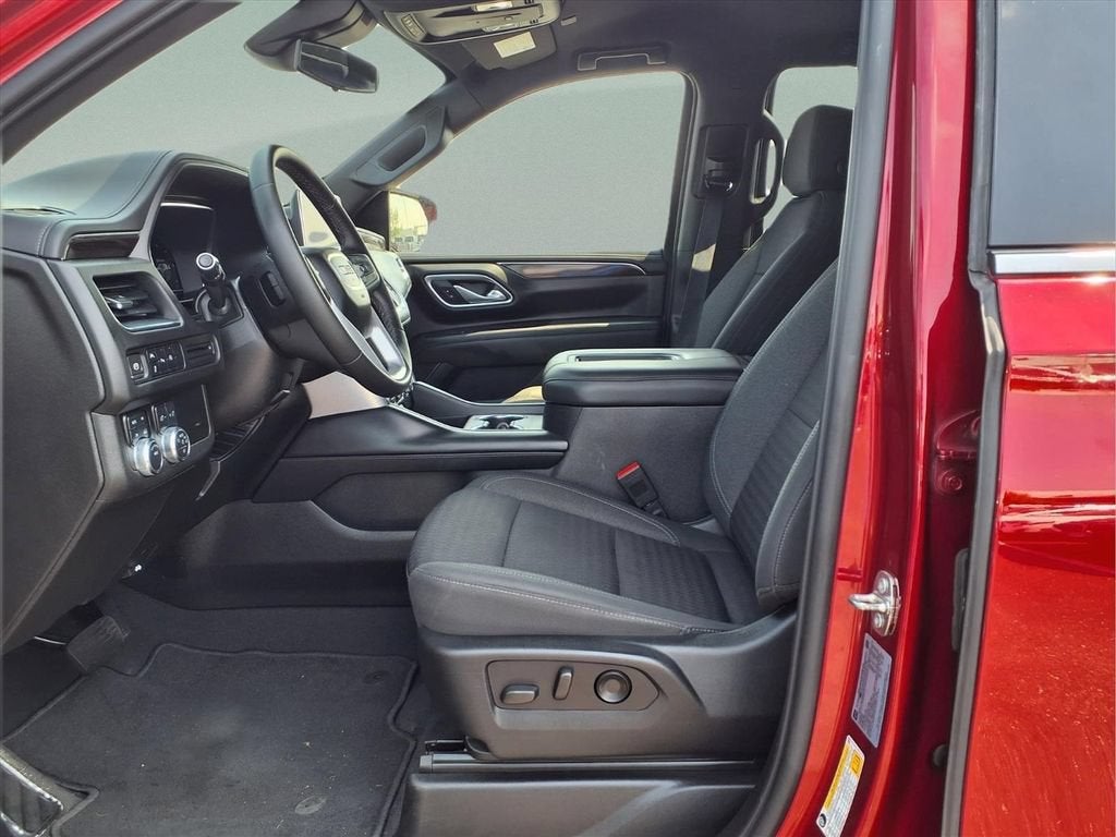 2023 GMC Yukon SLE