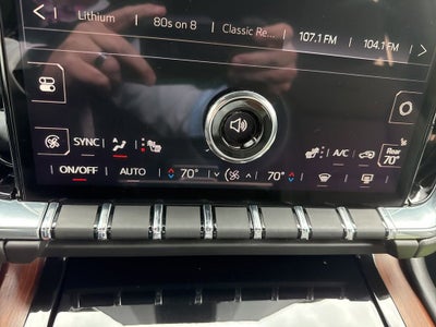 2025 GMC Yukon Denali