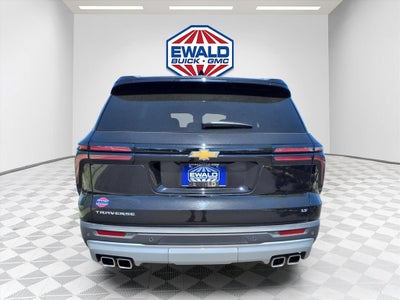 2024 Chevrolet Traverse LT
