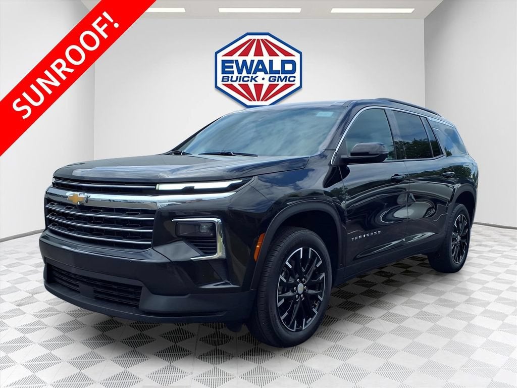 2025 Chevrolet Traverse LT