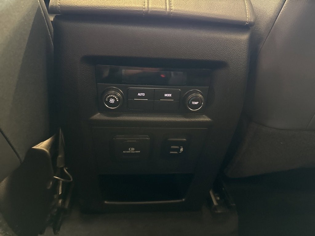 2018 Chevrolet Traverse LT Leather