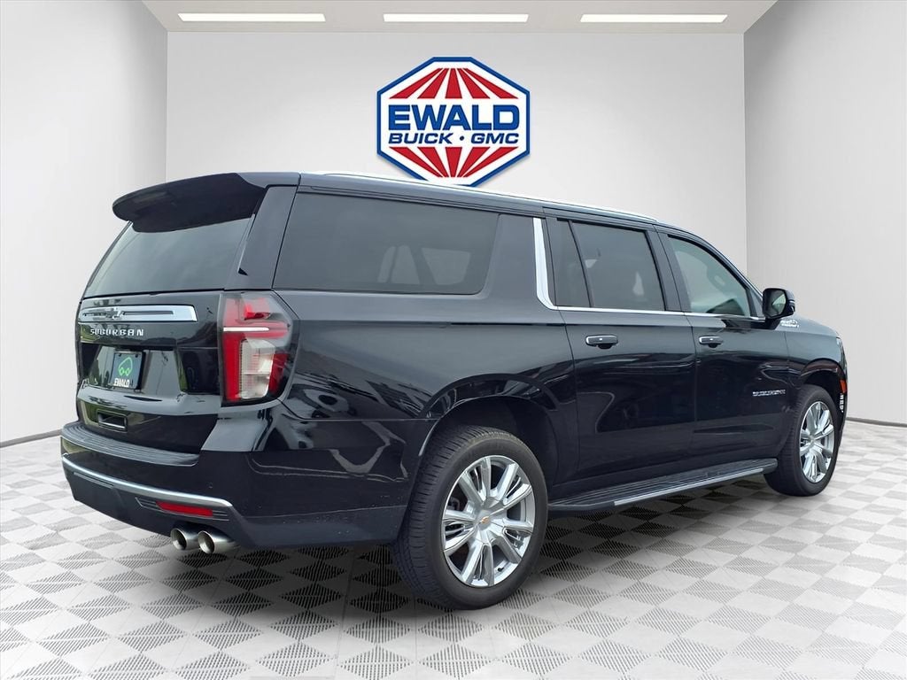 2021 Chevrolet Suburban High Country
