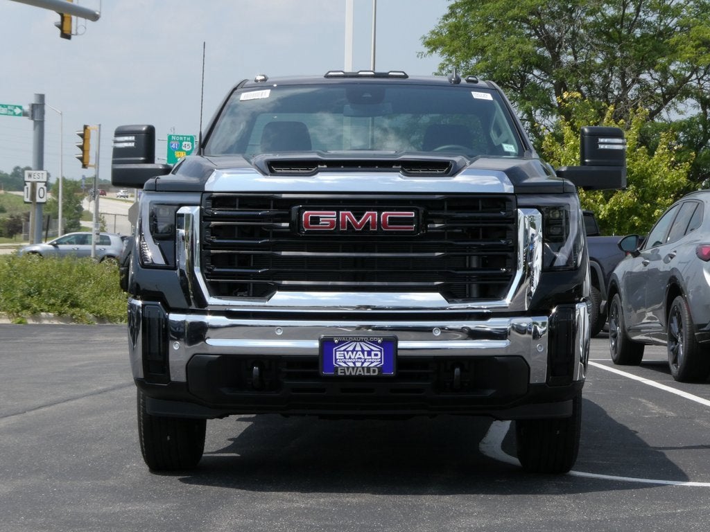 2025 GMC Sierra 2500 HD Pro