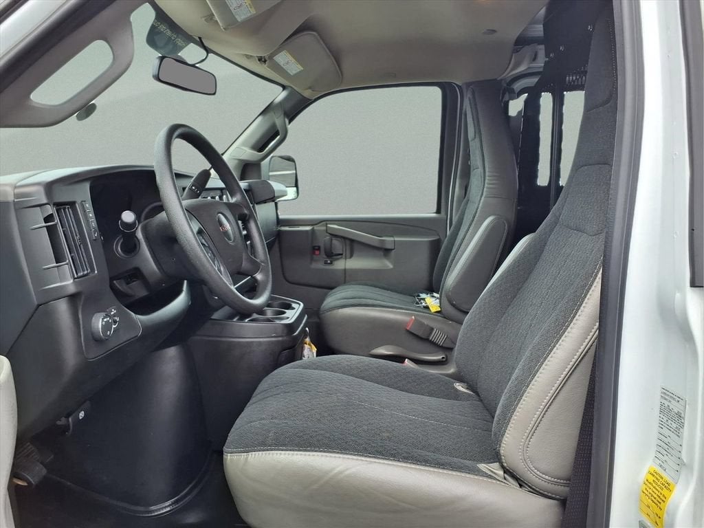 2025 GMC Savana Cargo Work Van