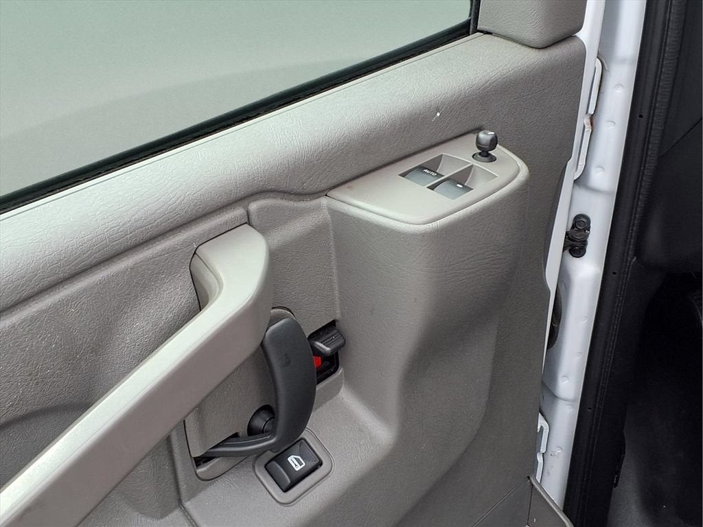 2025 GMC Savana Cargo Work Van