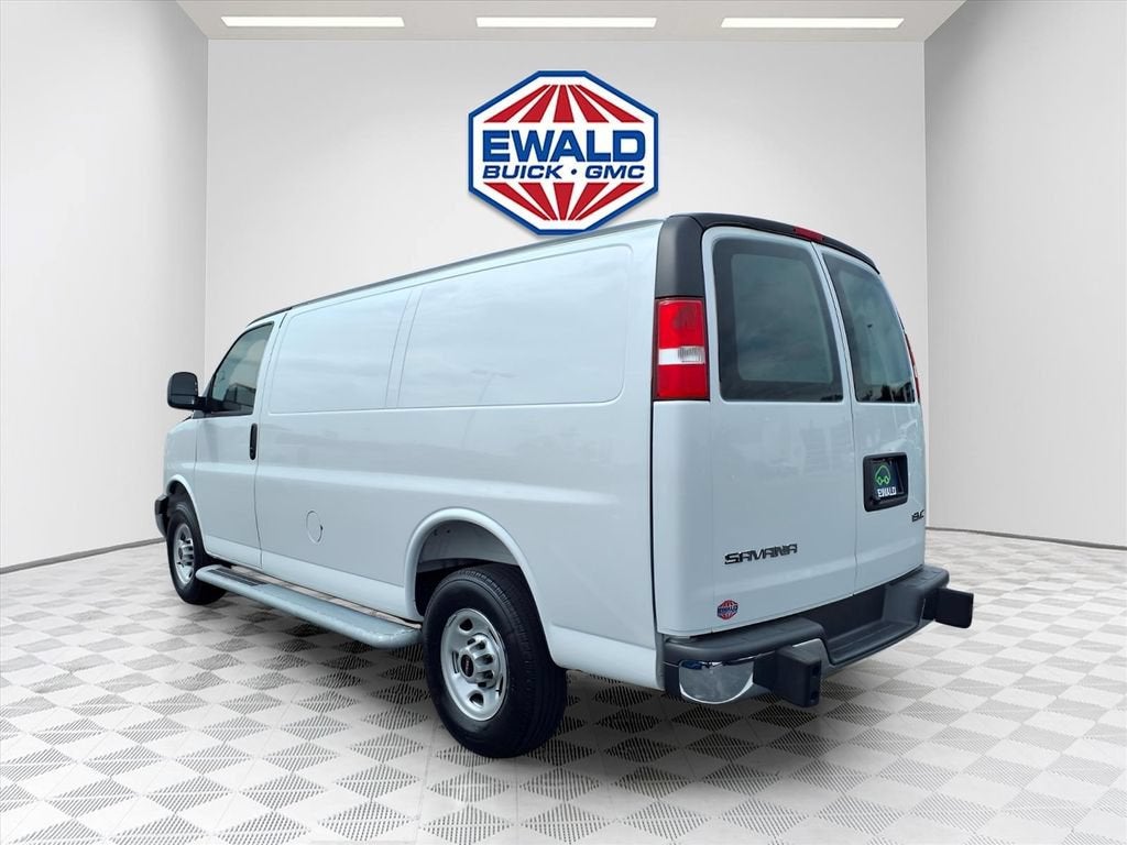 2025 GMC Savana Cargo Work Van