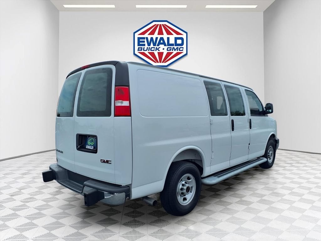 2025 GMC Savana Cargo Work Van