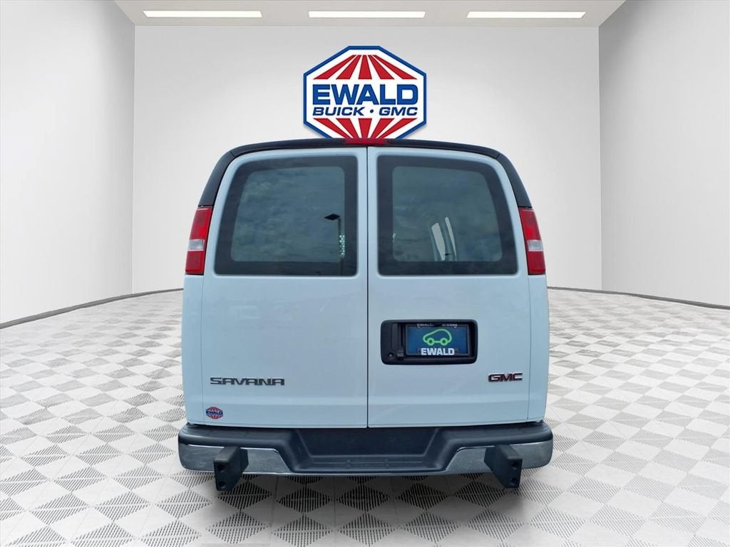 2025 GMC Savana Cargo Work Van