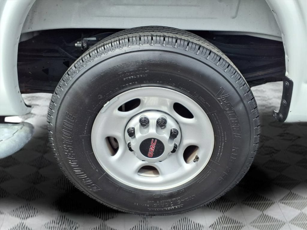 2025 GMC Savana Cargo Work Van