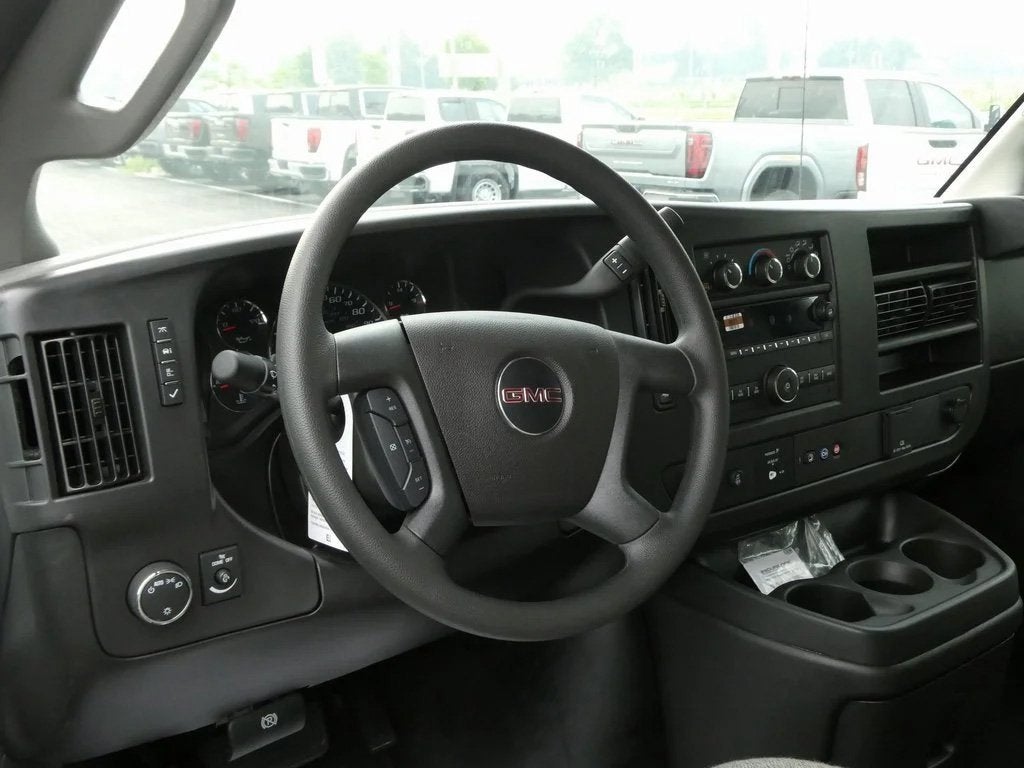 2025 GMC Savana Cargo 2500 Work Van