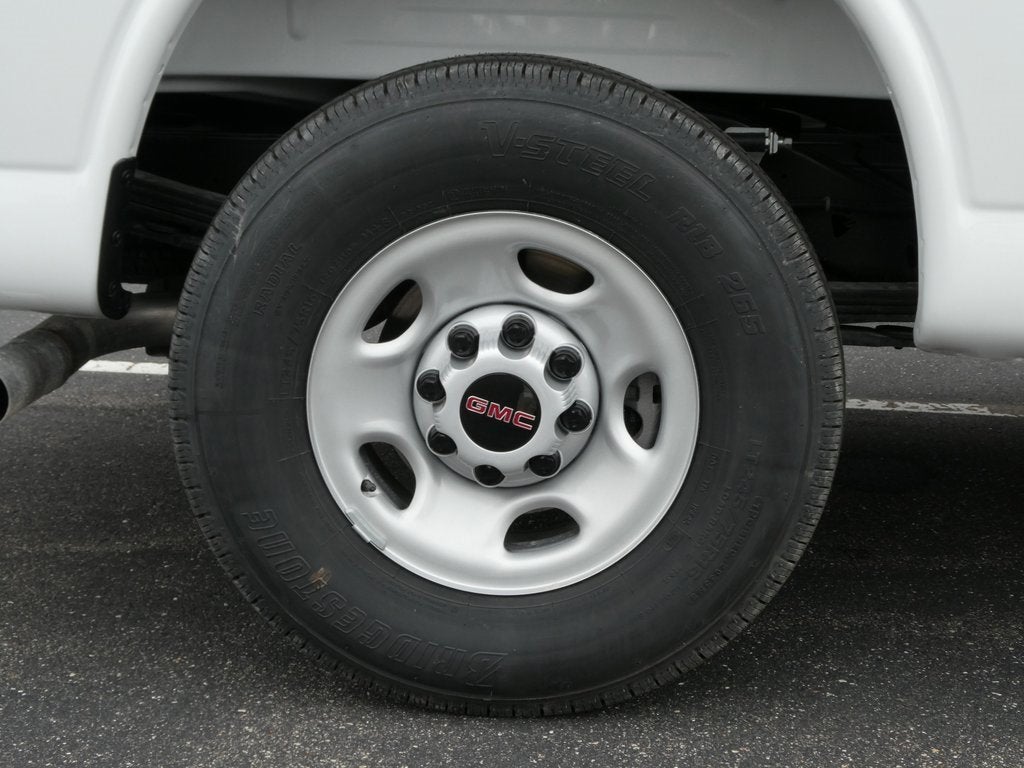 2025 GMC Savana Cargo 3500 Work Van