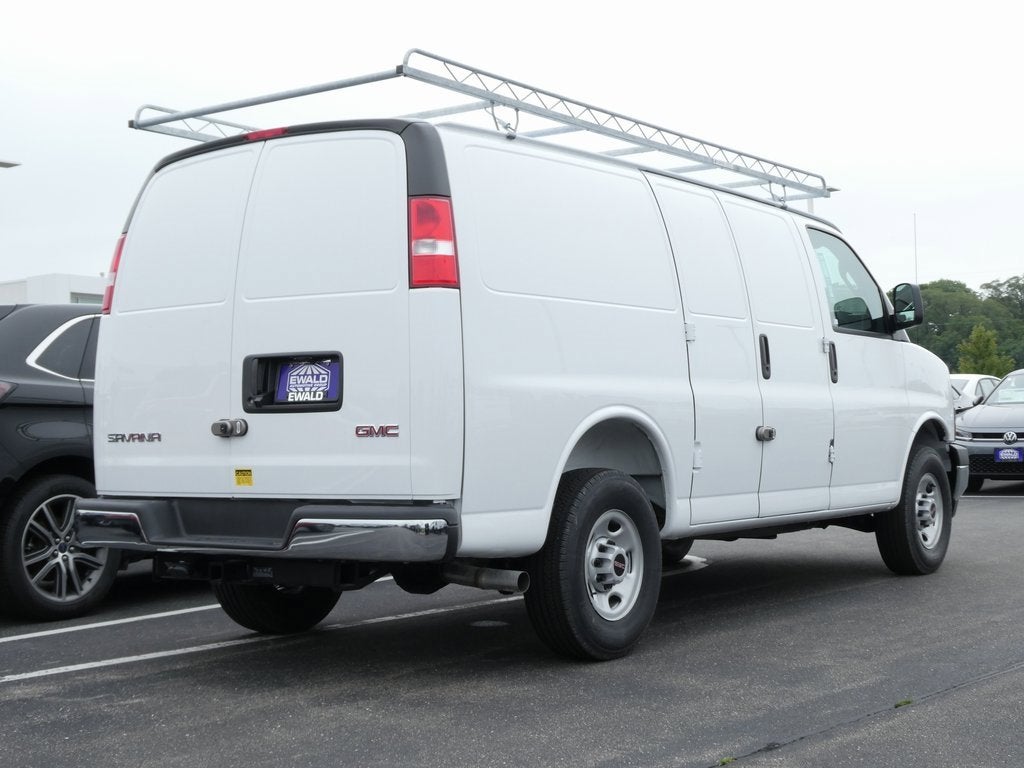 2025 GMC Savana Cargo 3500 Work Van