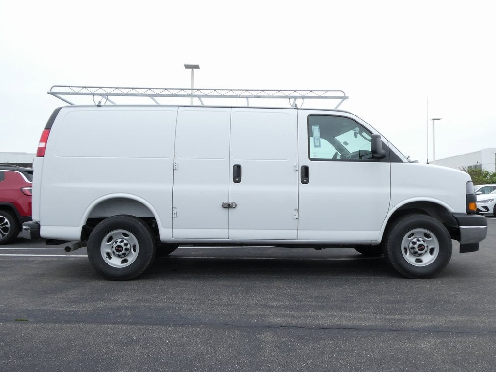 2025 GMC Savana Cargo 3500 Work Van