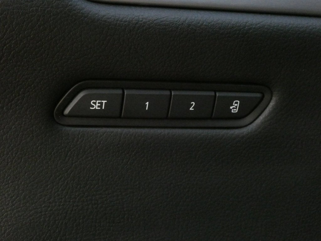 2023 Cadillac XT5 Sport